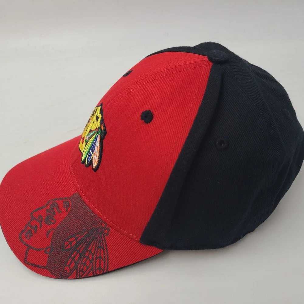 Kids Chicago Blackhawks Hat Adjustable Fan Favorite Red Black NHL Hockey Boys